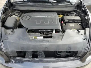 2016 Jeep Cherokee Latitude with VIN 1C4PJMCS8GW294304, listed as a Copart auction lot 53087875 with 61,800 mi miles and Salvage Title. Bid and sale history available at carsss.com. Image 12.