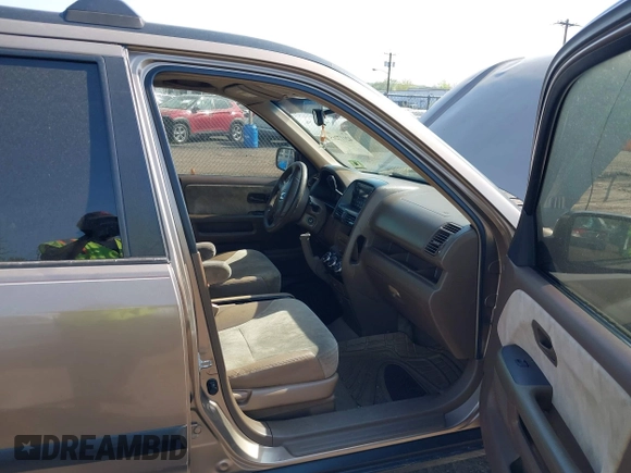 2003 Honda CR-V EX with VIN SHSRD78853U147671, listed as a IAAI auction lot 42117265 with 228,072 mi miles and . Bid and sale history available at carsss.com. Image 5.
