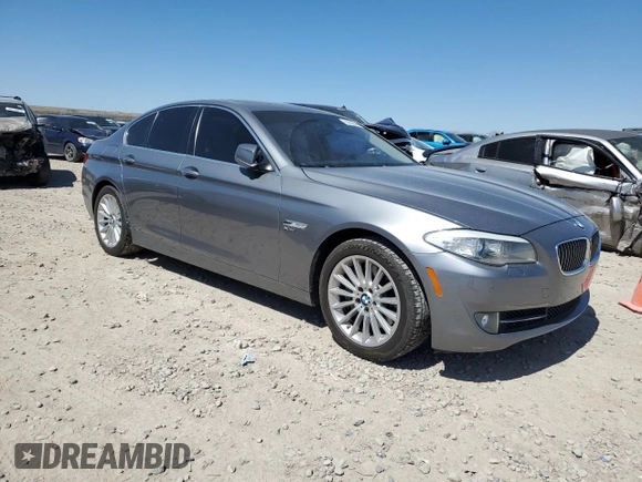 2011 BMW 5 Series 535i xDrive with VIN WBAFU7C5XBC878905, listed as a Copart auction lot 53102845 with 121,616 mi miles and Salvage Title. Bid and sale history available at carsss.com. Image 4.