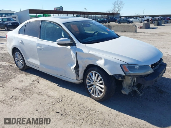 2012 Volkswagen Jetta Sedan SEL w/Sunroof with VIN 3VWLX7AJ4CM323376, listed as a IAAI auction lot 41722977 with 282,535 mi miles. Bid and sale history available at carsss.com. Image 1.