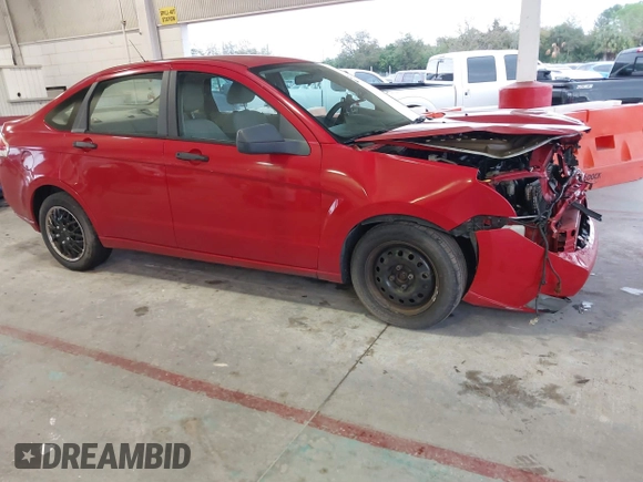 2008 Ford Focus S with VIN 1FAHP34N88W212083, listed as a IAAI auction lot 41634645 with 179,187 mi miles. Bid and sale history available at carsss.com. Image 1.