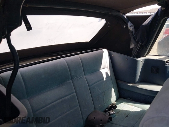 1989 Ford Mustang with VIN 1FABP44A9KF162813, listed as a IAAI auction lot 42194217 with 56,132 mi miles and . Bid and sale history available at DreamBid. Image 8.