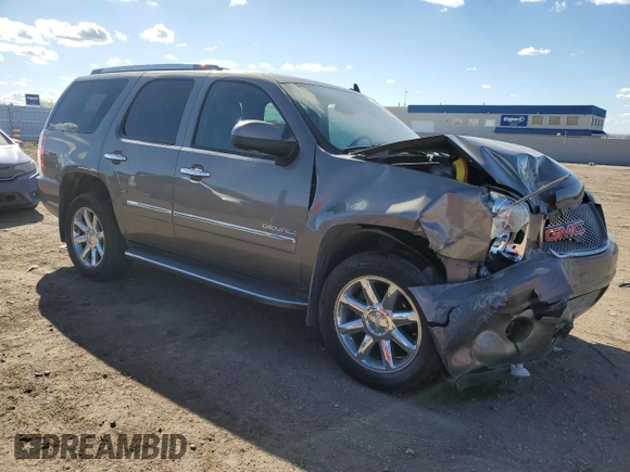 2013 GMC Yukon Denali with VIN 1GKS2EEF1DR124099, listed as a Copart auction lot 46895985 with 133,898 mi miles and Salvage Title. Bid and sale history available at carsss.com. Image 4.