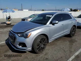 2020 Audi Q3 Premium with VIN WA1AECF3XL1028261, listed as a Copart auction lot 43026995 with 107,908 mi miles and Salvage Title. Bid and sale history available at carsss.com. Image 1.