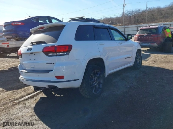 2019 Jeep Grand Cherokee Limited with VIN 1C4RJFBG8KC584604, listed as a IAAI auction lot 41460093 with 61,695 mi miles. Bid and sale history available at carsss.com. Image 4.