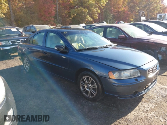 2007 Volvo S60 2.5L Turbo with VIN YV1RH592272620102, listed as a IAAI auction lot 40651625 with 171,229 mi miles. Bid and sale history available at carsss.com. Image 1.