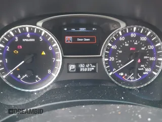 2013 Infiniti JX35 z VIN 5N1AL0MM2DC348245, wystawiony jako IAAI lot #41985096 z przebiegiem 130 127 mil mil oraz . Historia ofert i sprzedaży dostępna na DreamBid. Obrazek 7.