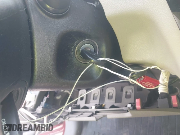 2018 Toyota Sienna LE Auto Access Seat with VIN 5TDKZ3DC2JS927200, listed as a IAAI auction lot 42062365 with 93,358 mi miles and . Bid and sale history available at DreamBid. Image 11.