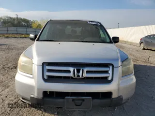 2006 Honda Pilot LX z VIN 5FNYF28166B031046, wystawiony jako Copart lot #51090455 z przebiegiem 284 744 mil mil oraz Czysty tytuł • Clean title. Historia ofert i sprzedaży dostępna na DreamBid. Obrazek 5.