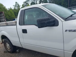 2014 Ford F-150 XL с VIN 1FTMF1CM4EKF51645, выставлен на аукционе IAAI как лот 42604754 с пробегом 296 903 миль миль и . История ставок и продаж доступна на DreamBid. Изображение 13.