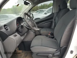 2015 Nissan NV200 SV z VIN 3N6CM0KN6FK725143, wystawiony jako Copart lot #52940355 z przebiegiem 172 790 mil mil oraz Szkody całkowita. Historia ofert i sprzedaży dostępna na DreamBid. Obrazek 7.