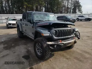 2024 Jeep Gladiator Mojave X z VIN 1C6JJTEG5RL115608, wystawiony jako Copart lot #46787955 z przebiegiem 7 283 mil mil oraz Szkoda całkowita • Salvage title. Historia ofert i sprzedaży dostępna na DreamBid. Obrazek 10.