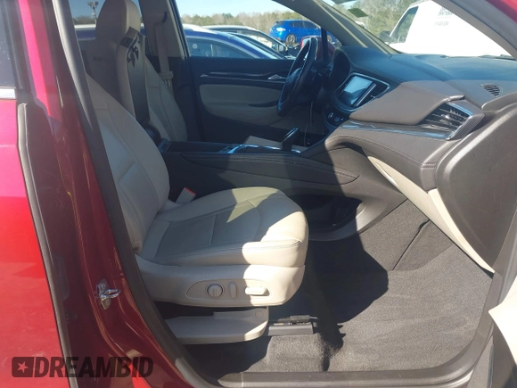 2019 Buick Enclave Essence with VIN 5GAERBKW6KJ274679, listed as a IAAI auction lot 41733052 with 85,884 mi miles and . Bid and sale history available at carsss.com. Image 5.