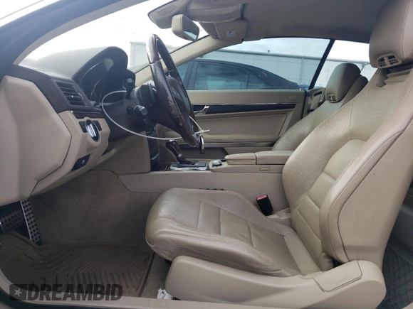 2011 Mercedes-Benz E 350 с VIN WDDKK5GF0BF085504, выставлен на аукционе Copart как лот 87591645 с пробегом 139 792 миль миль и Чистый • Clean title. История ставок и продаж доступна на DreamBid. Изображение 7.