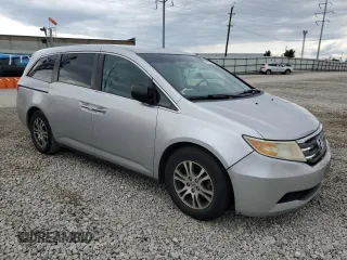2011 Honda Odyssey EX с VIN 5FNRL5H43BB009900, выставлен на аукционе Copart как лот 57873205 с пробегом 191 740 миль миль и Списание • Salvage title. История ставок и продаж доступна на DreamBid. Изображение 4.