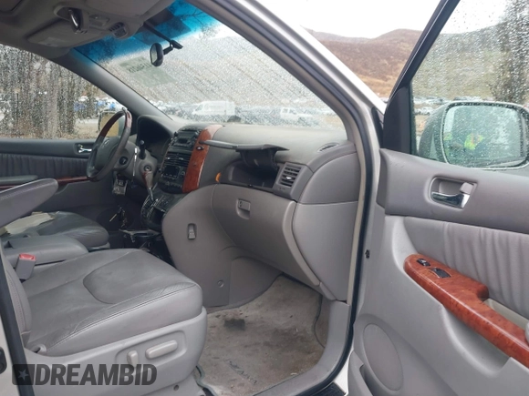 2005 Toyota Sienna XLE with VIN 5TDZA22C85S353310, listed as a IAAI auction lot 41546218 with 158,566 mi miles. Bid and sale history available at carsss.com. Image 5.