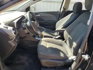 2018 Chevrolet Sonic LT с VIN 1G1JD5SHXJ4100084, выставлен на аукционе Copart как лот 46094985 с пробегом 127 719 миль миль и Списание • Salvage title. История ставок и продаж доступна на DreamBid. Изображение 7.