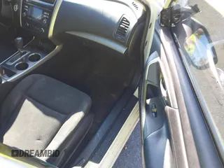 2015 Nissan Altima 2.5 S with VIN 1N4AL3AP4FN868500, listed as a IAAI auction lot 41497837 with 213,417 mi miles. Bid and sale history available at carsss.com. Image 5.