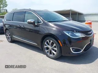 2017 Chrysler Pacifica Limited with VIN 2C4RC1GG8HR583927, listed as a IAAI auction lot 42062739 with 159,234 mi miles and . Bid and sale history available at DreamBid. Image 1.
