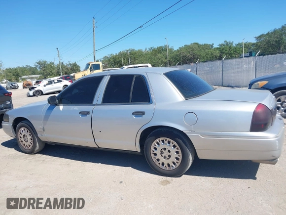 2003 Mercury Grand Marquis GS Convenience with VIN 2MEFM74W63X629935, listed as a IAAI auction lot 42048640 with 114,144 mi miles and . Bid and sale history available at DreamBid. Image 14.