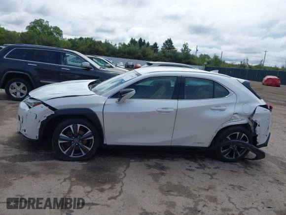 2021 Lexus UX 250h with VIN JTHX9JBH5M2051466, listed as a IAAI auction lot 42318286 with 40,109 mi miles and . Bid and sale history available at DreamBid. Image 14.