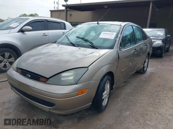 2003 Ford Focus SE with VIN 1FAFP34PX3W123696, listed as a IAAI auction lot 42065510 with 159,842 mi miles and . Bid and sale history available at carsss.com. Image 2.