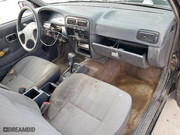 1994 Nissan Trucks 2WD XE with VIN 1N6SD16S4RC417268, listed as a Copart auction lot 47942355 with 321,725 mi miles and Salvage Title. Bid and sale history available at carsss.com. Image 8.