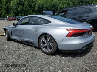 2024 Audi e-tron GT Prestige z VIN WAUDJBFW7R7001203, wystawiony jako Copart lot #63804904 z przebiegiem 48 mil mil oraz Szkody całkowita. Historia ofert i sprzedaży dostępna na DreamBid. Obrazek 2.