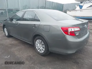 2012 Toyota Camry L with VIN 4T1BF1FK7CU528875, listed as a IAAI auction lot 41688301 with 107,694 mi miles. Bid and sale history available at carsss.com. Image 3.