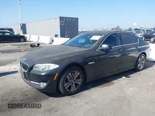 2013 BMW 5 Series 528i xDrive with VIN WBAXH5C50DDW14232, listed as a IAAI auction lot 42551529 with 101,342 mi miles and . Bid and sale history available at DreamBid. Image 2.