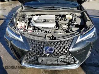 2019 Lexus UX with VIN JTHU9JBH1K2003978, listed as a Copart auction lot 71582382 with 35,239 mi miles. Bid and sale history available at carsss.com. Image 11.