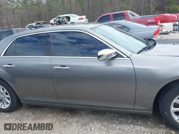 2012 Chrysler 300 Limited with VIN 2C3CCACG4CH308408, listed as a IAAI auction lot 41734589 with 135,813 mi miles. Bid and sale history available at carsss.com. Image 13.