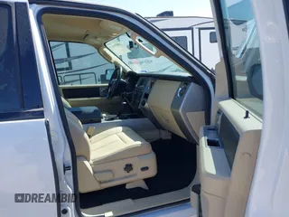 2016 Ford Expedition XLT с VIN 1FMJU1HT1GEF08323, выставлен на аукционе IAAI как лот 41839953 с пробегом 146 464 миль миль и . История ставок и продаж доступна на DreamBid. Изображение 5.