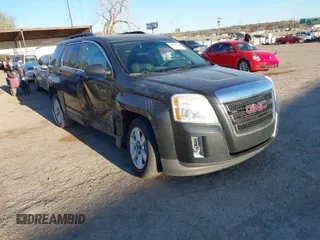 2013 GMC Terrain SLE with VIN 2GKALSEKXD6162303, listed as a IAAI auction lot 41805884 with 122,216 mi miles. Bid and sale history available at carsss.com. Image 1.