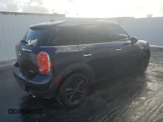 2013 MINI Countryman with VIN WMWZB3C59DWM08636, listed as a Copart auction lot 77442344 with 103,118 mi miles and Clean title. Bid and sale history available at DreamBid. Image 3.