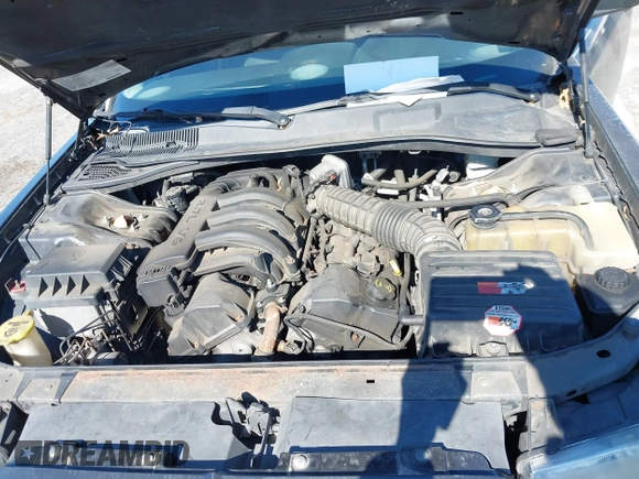 2005 Chrysler 300 with VIN 2C3JA43R25H600920, listed as a IAAI auction lot 41863216 with 1 mi miles. Bid and sale history available at carsss.com. Image 10.