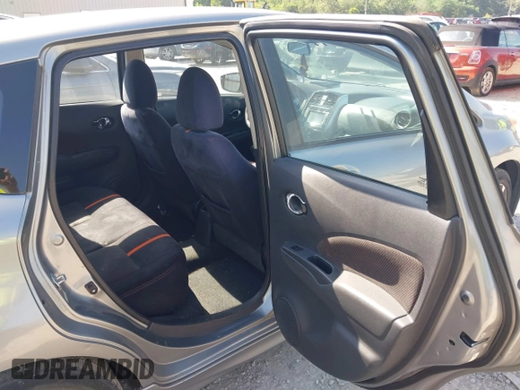 2015 Nissan Note S with VIN 3N1CE2CP3FL442370, listed as a IAAI auction lot 42551749 with 122,807 mi miles and . Bid and sale history available at DreamBid. Image 8.