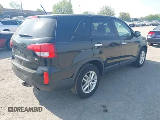 2014 Kia Sorento LX with VIN 5XYKT3A63EG522370, listed as a IAAI auction lot 42123046 with 74,240 mi miles. Bid and sale history available at carsss.com. Image 4.