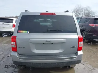 2016 Jeep Patriot Sport with VIN 1C4NJRBB8GD647299, listed as a IAAI auction lot 41673086 with 95,321 mi miles and . Bid and sale history available at DreamBid. Image 16.
