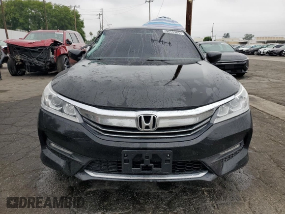 2016 Honda Accord Sport z VIN 1HGCR2F51GA162310, wystawiony jako Copart lot #57463755 z przebiegiem 197 229 mil mil oraz Czysty tytuł • Clean title. Historia ofert i sprzedaży dostępna na DreamBid. Obrazek 5.