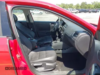 2012 Volkswagen Jetta SE with VIN 3VWDP7AJ4CM127393, listed as a IAAI auction lot 42352411 with 146,605 mi miles and . Bid and sale history available at DreamBid. Image 5.