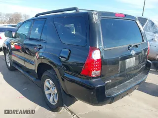2007 Toyota 4Runner SR5 with VIN JTEZU14R170093594, listed as a IAAI auction lot 41286681 with 294,610 mi miles. Bid and sale history available at carsss.com. Image 3.