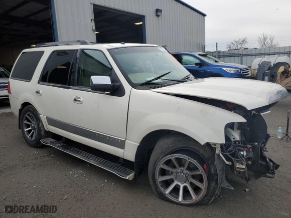 2007 Lincoln Navigator with VIN 5LMFU28527LJ01505, listed as a Copart auction lot 88537875 with 0 mi miles and Salvage Title. Bid and sale history available at carsss.com. Image 4.