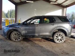 2018 Land Rover Discovery Sport HSE with VIN SALCR2RX5JH758958, listed as a IAAI auction lot 41231088 with 47,202 mi miles. Bid and sale history available at carsss.com. Image 14.