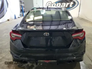 2019 Toyota 86 GT z VIN JF1ZNAE17K9702661, wystawiony jako Copart lot #52847335 z przebiegiem 69 831 mil mil oraz Czysty tytuł • Clean title. Historia ofert i sprzedaży dostępna na DreamBid. Obrazek 6.