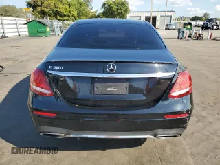 2018 Mercedes-Benz E-Class E 300 with VIN WDDZF4JB0JA479096, listed as a Copart auction lot 84189164 with 58,289 mi miles and Salvage Title. Bid and sale history available at carsss.com. Image 6.