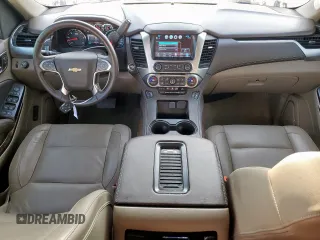 2017 Chevrolet Suburban LT z VIN 1GNSCHKC3HR169174, wystawiony jako Copart lot #59035415 z przebiegiem 64 243 mil mil oraz Szkoda całkowita • Salvage title. Historia ofert i sprzedaży dostępna na DreamBid. Obrazek 8.