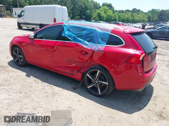 2015 Volvo V60 with VIN YV1902SP7F1221377, listed as a IAAI auction lot 42347523 with 156,787 mi miles and . Bid and sale history available at DreamBid. Image 3.