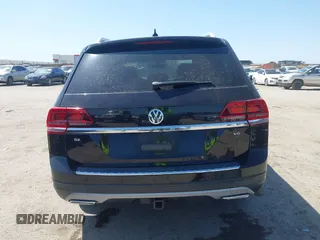 2019 Volkswagen Atlas SE z VIN 1V2WR2CA4KC595211, wystawiony jako IAAI lot #41986643 z przebiegiem 96 299 mil mil oraz . Historia ofert i sprzedaży dostępna na DreamBid. Obrazek 16.