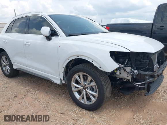 2024 Audi Q3 S line Premium with VIN WA1DECF33R1057865, listed as a IAAI auction lot 42087229 with 28,629 mi miles. Bid and sale history available at carsss.com. Image 1.